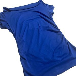 Sofia size medium shirt excellent  condition see pics